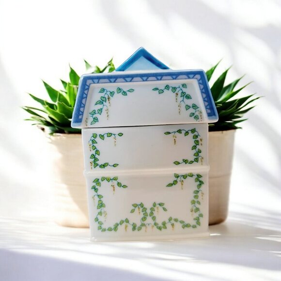 Lenox Spice Village Pepper Jar 1989 - Picture 7 of 13